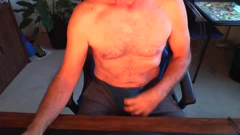 Snapshot of batebro13 chatting on 1, 1, 2025 BateBro13 online show from 1, 1, 2025