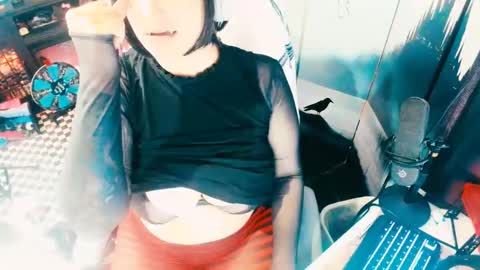 Snapshot of batstarial chatting on 7, 10, 2025 Audrey online show from 7, 10, 2025