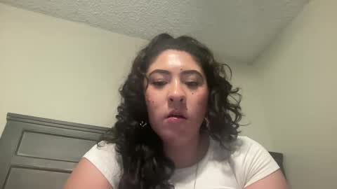 Snapshot of baybeegerrl chatting on 26, 1, 2025 baybeegerrl online show from 26, 1, 2025