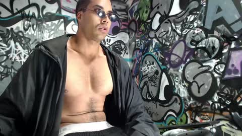 Snapshot of bbc_monster1 chatting on 16, 12, 2024 Justin online show from 16, 12, 2024