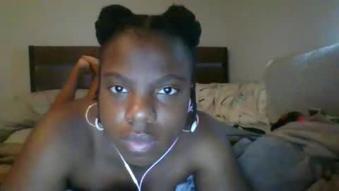 bbgirl0223 online show from 15, 4, 2026