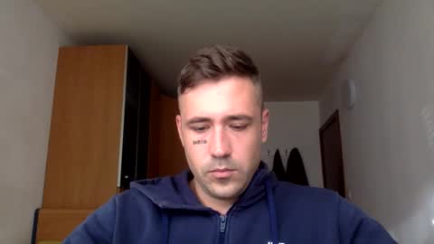 BB Namelezz online show from 25, 10, 2025