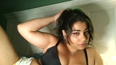 Snapshot of bbycakes0905 chatting on 18, 9, 2025 bbycakes0905 online show from 18, 9, 2025