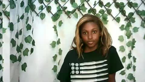 Smiles online show from 18, 1, 2025