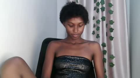 Smiles online show from 24, 2, 2025