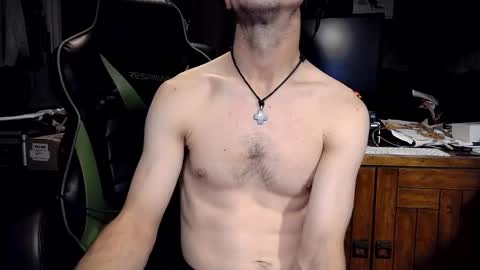 Snapshot of bchillin28 chatting on 9, 11, 2025 bchillin28 online show from 9, 11, 2025