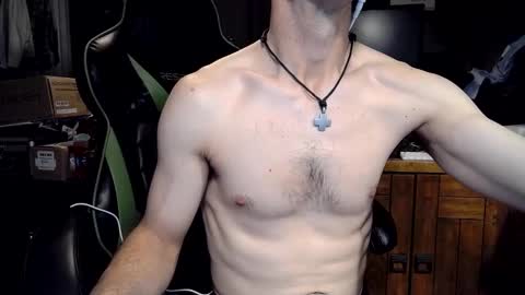 Snapshot of bchillin28 chatting on 13, 11, 2025 bchillin28 online show from 13, 11, 2025