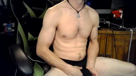 Snapshot of bchillin28 chatting on 18, 3, 2026 bchillin28 online show from 18, 3, 2026