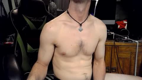 Snapshot of bchillin28 chatting on 27, 3, 2026 bchillin28 online show from 27, 3, 2026