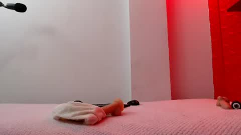 Snapshot of bdsmforever18 chatting on 9, 7, 2026 rever online show from 9, 7, 2026