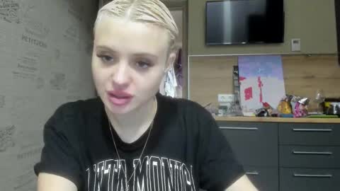 Snapshot of be_daddy chatting on 9, 2, 2025 Summer BABY online show from 9, 2, 2025