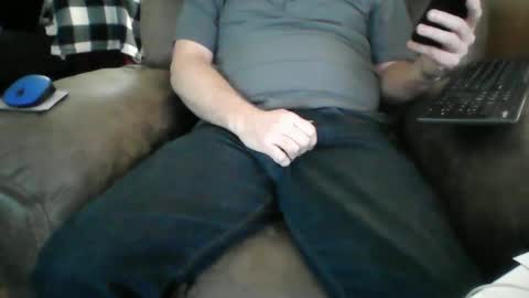 Snapshot of beachguy38 chatting on 23, 12, 2024 beachguy38 online show from 23, 12, 2024