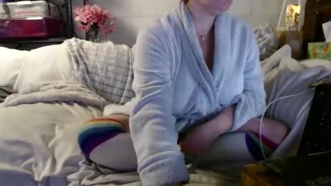 Snapshot of beachymilf chatting on 16, 3, 2026 BeachyMILF online show from 16, 3, 2026