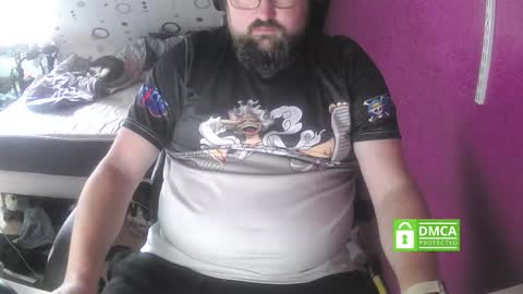 bear90130 online show from 17, 9, 2025