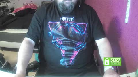 bear90130 online show from 4, 10, 2025