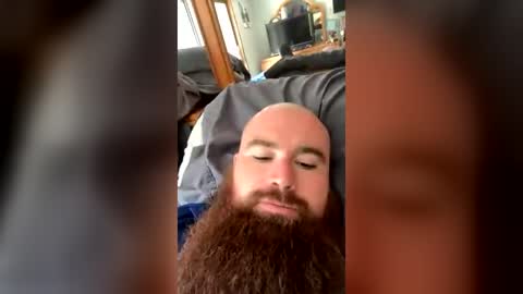 Snapshot of beard69drip chatting on 5, 7, 2026 beard69drip online show from 5, 7, 2026