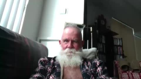 beardbushy online show from 27, 10, 2025