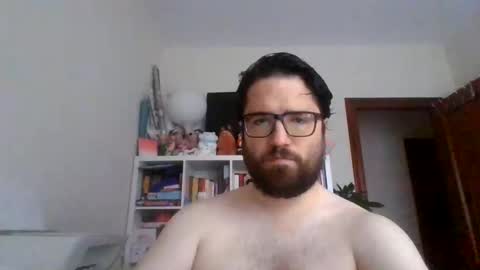 Snapshot of bearmen3107 chatting on 2, 6, 2026 bearmen3107 online show from 2, 6, 2026