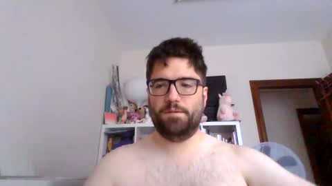 Snapshot of bearmen3107 chatting on 2, 7, 2026 bearmen3107 online show from 2, 7, 2026