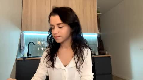 Katie online show from 18, 10, 2025