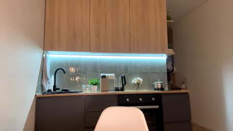 Katie online show from 26, 11, 2025