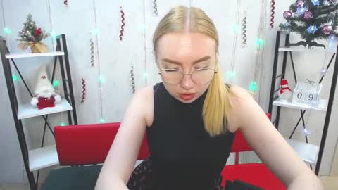 BeatriceFlyy online show from 9, 1, 2025