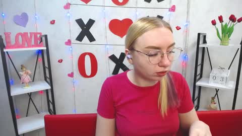 BeatriceFlyy online show from 3, 2, 2025
