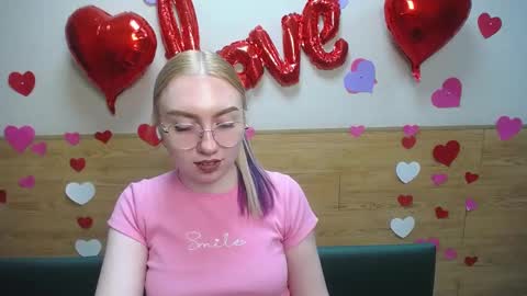 BeatriceFlyy online show from 18, 2, 2025