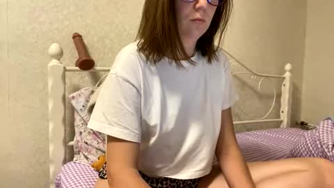 Snapshot of beatricetender chatting on 10, 11, 2025 BeatriceTender online show from 10, 11, 2025