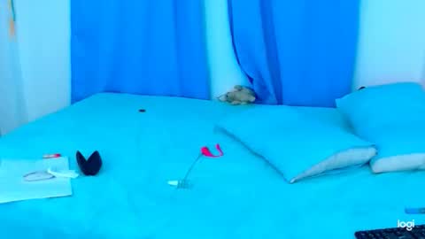 Snapshot of beautifullmoonxxx chatting on 12, 1, 2026 beautifullmoonhot online show from 12, 1, 2026