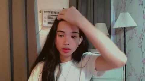 Snapshot of beautifultrixie chatting on 4, 3, 2026 TRIXIE online show from 4, 3, 2026