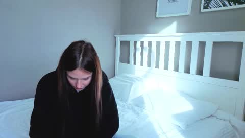 beauty_crown_baby online show from 19, 10, 2025