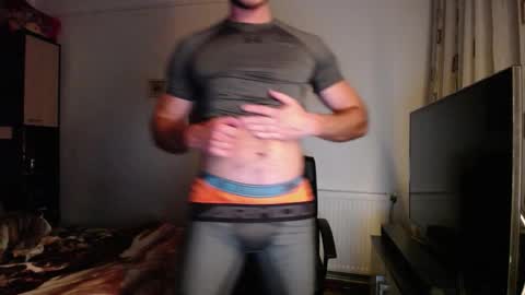 Snapshot of beauty_hard_beast chatting on 23, 9, 2025 Mia and Jake online show from 23, 9, 2025