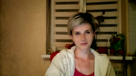 Snapshot of beautyksenia chatting on 9, 6, 2026 BeautyKsenia online show from 9, 6, 2026