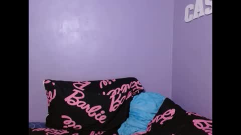 Snapshot of beautyqueen18x chatting on 4, 3, 2025 beautyqueen18x online show from 4, 3, 2025