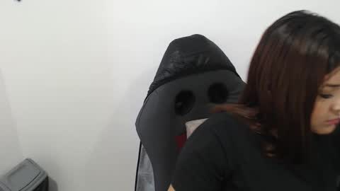 Snapshot of beautyykarol chatting on 25, 11, 2025 beautyykarol online show from 25, 11, 2025