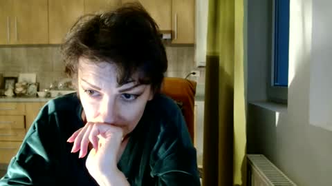Raluca online show from 15, 4, 2026