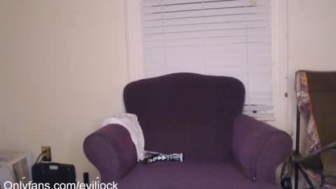 Snapshot of bebexxxdust chatting on 19, 12, 2024 bebe dust online show from 19, 12, 2024