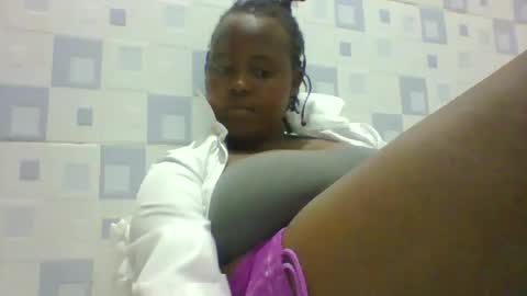 Snapshot of bebswee21 chatting on 6, 1, 2026 bebswee21 online show from 6, 1, 2026