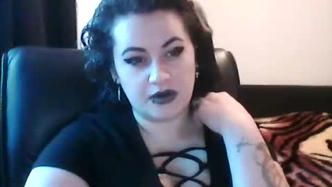 Becca-Van-Boa online show from 2, 2, 2025