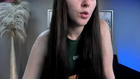 Am Becca online show from 4, 11, 2025