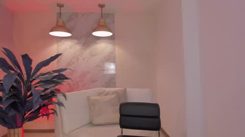 Am Becca online show from 11, 11, 2025