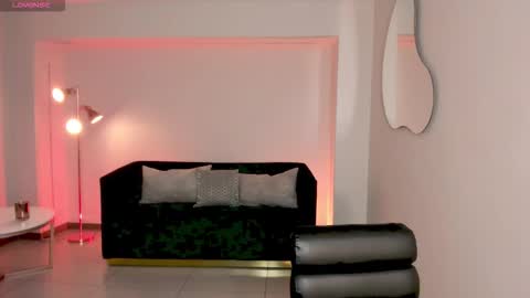 Snapshot of beccabaxter chatting on 17, 1, 2026 Am Becca online show from 17, 1, 2026