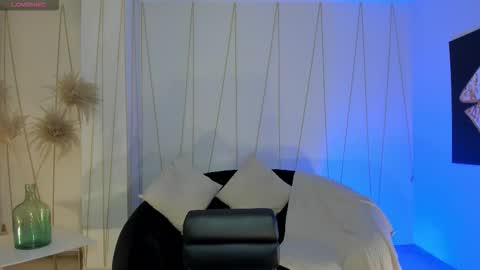 Snapshot of beccabaxter chatting on 18, 3, 2026 Am Becca online show from 18, 3, 2026