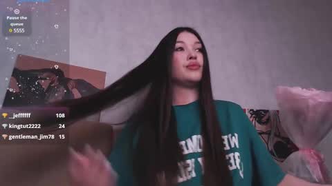 Snapshot of beccahert chatting on 23, 2, 2025 BeccaHert online show from 23, 2, 2025