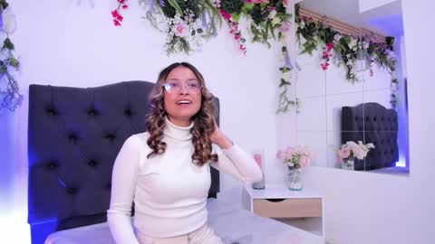 Snapshot of beccamilanni chatting on 29, 1, 2025 beccamilanni online show from 29, 1, 2025