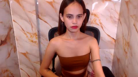 becca online show from 15, 4, 2026