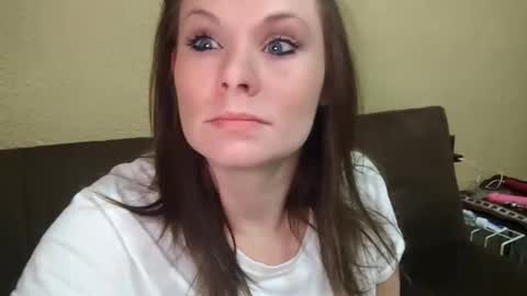 BECKY BOO  online show from 3, 2, 2026