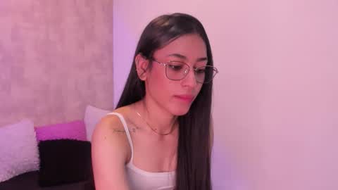 becky__g online show from 9, 9, 2025