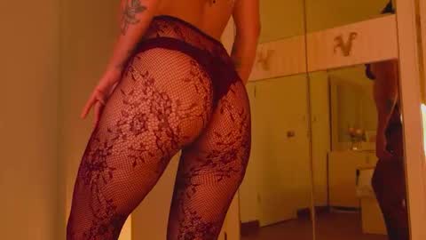 Violet online show from 16, 3, 2026